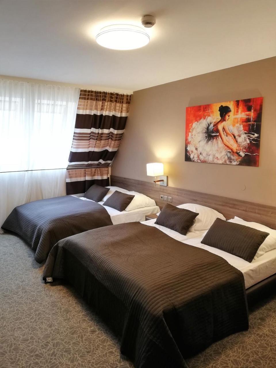 Hotel Zakliki 克拉科夫 外观 照片