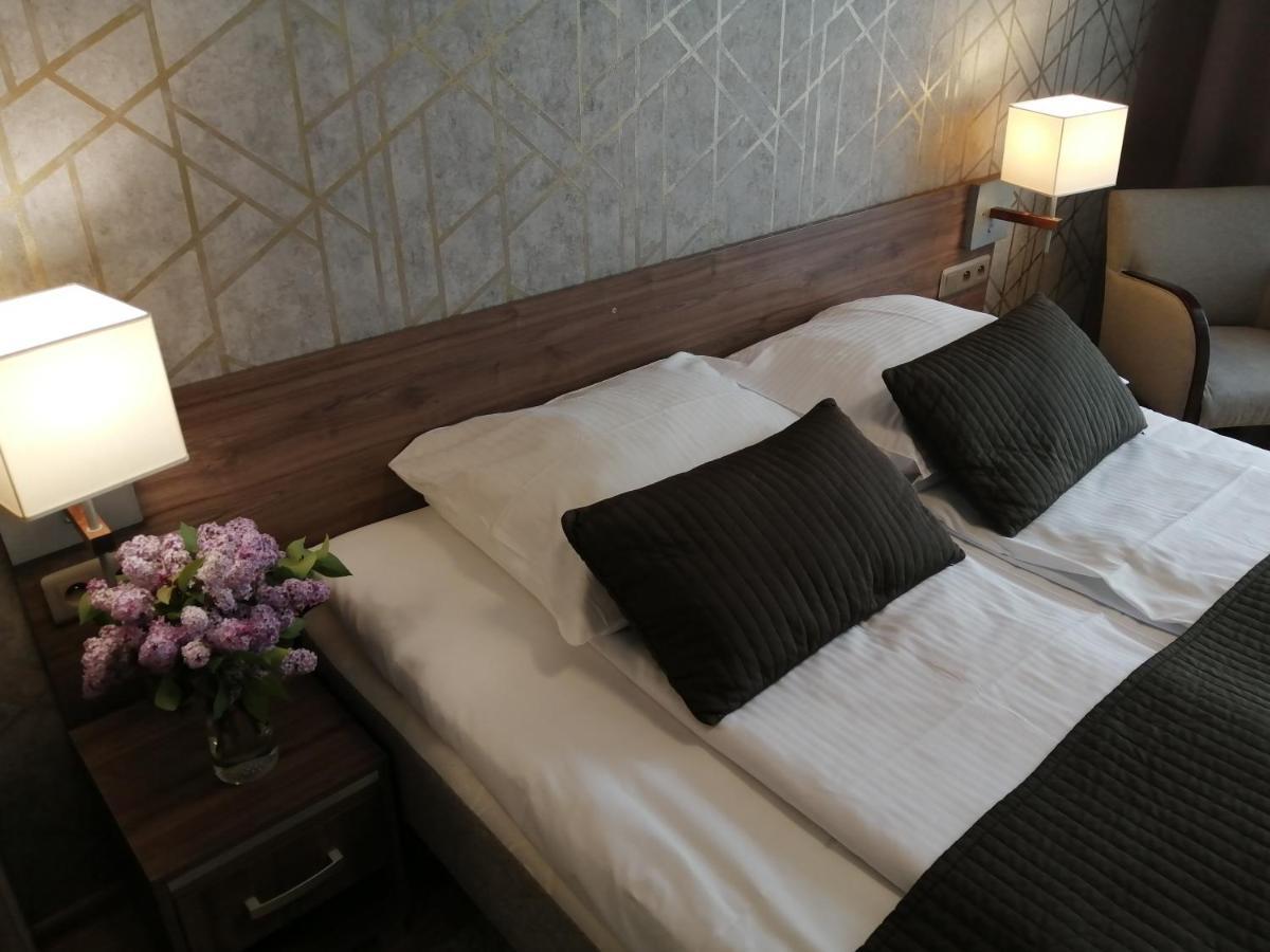 Hotel Zakliki 克拉科夫 外观 照片